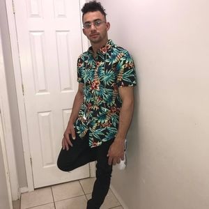 Meet your Posher, Emmanuel